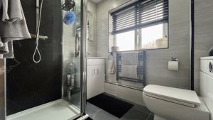 Photo 18- click for photo gallery